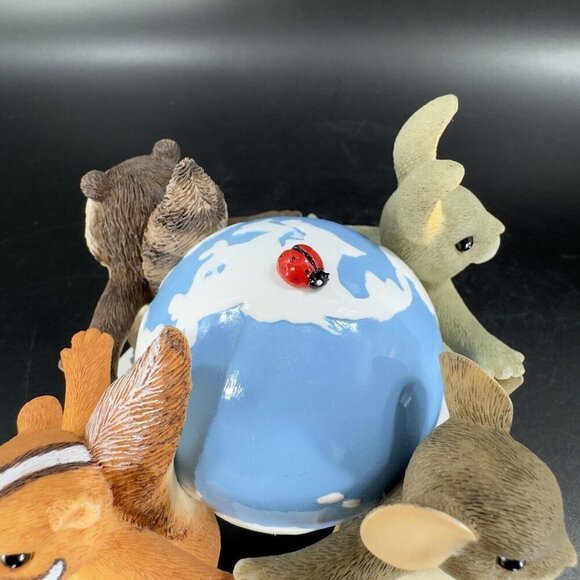 Charming Tails Fitz and Floyd Friends Around The World Resin Whimsical Figurine - Picture 9 of 16